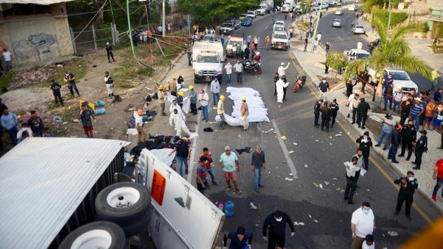 55 migran tewas dan lebih dari 100 terluka dalam kecelakaan trailer di Chiapas Mexico
